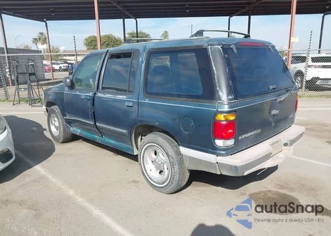 1995 Ford Explorer from USA, damaged, VIN 1FMDU32X5SZB03474